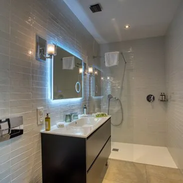 Domme, à 20min de Sarlat, Dordogne (24) - Week end en Hôtel Spa Domme, à 20min de Sarlat, Dordogne (24) - Week end en Hôtel Spa