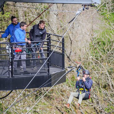 Souleuvre-en-Bocage, Calvados (14) - Saut à l&#39;élastique