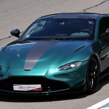 Stage de Pilotage Aston Martin en région Rhône-Alpes Stage de Pilotage Aston Martin en région Rhône-Alpes