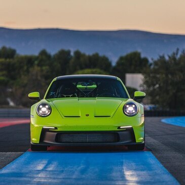 Week-end Pilotage Porsche 992 GT3 - Circuit Paul Ricard GT en région PACA et Corse