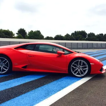 Week end Pilotage Auto et Moto en région PACA et Corse Week end Pilotage Auto et Moto en région PACA et Corse