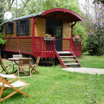 Nuit en Roulotte à Cognac Nuit en Roulotte à Cognac