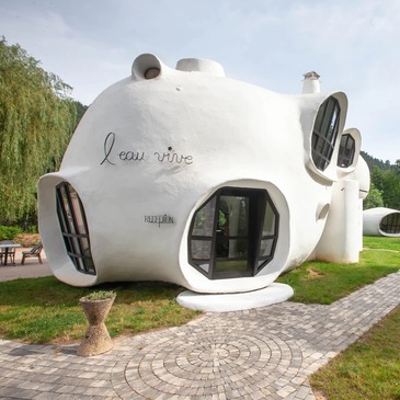 Nuit Insolite en Maison-Bulle près de Saint-Dié-des-Vosges