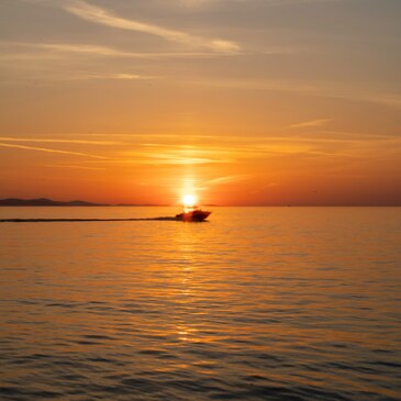 Balade en bateau au Coucher de Soleil à Saint-Jean-de-Luz