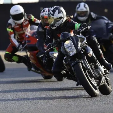 Circuit de Croix-en-Ternois, Pas de calais (62) - Stage de pilotage moto Circuit de Croix-en-Ternois, Pas de calais (62) - Stage de pilotage moto