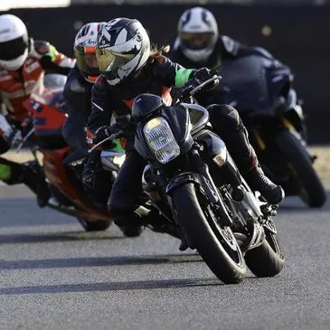 Stage de pilotage moto proche Circuit de Folembraay Stage de pilotage moto proche Circuit de Folembraay