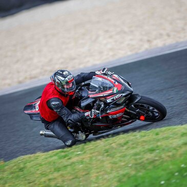 Stage de Pilotage Moto -  Circuit de Clastres en région Picardie