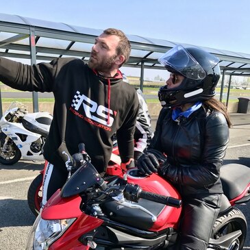 Stage de pilotage moto en région Picardie