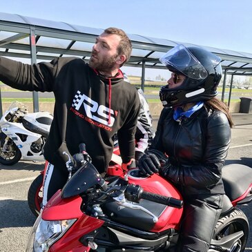 Journée de Roulage avec votre Moto - Circuit Carole