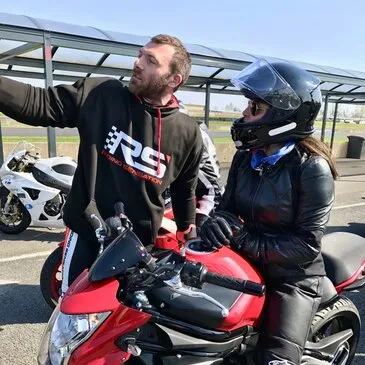 Gard (30) Languedoc-Roussillon - Stage de Pilotage Gard (30) Languedoc-Roussillon - Stage de Pilotage