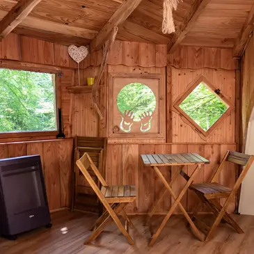 Weekend et Hébergement Insolite proche Ranchot, à 20 min de Dole Weekend et Hébergement Insolite proche Ranchot, à 20 min de Dole