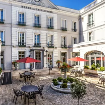 Week-end Vol en Montgolfière à Fontainebleau en région Ile-de-France Week-end Vol en Montgolfière à Fontainebleau en région Ile-de-France