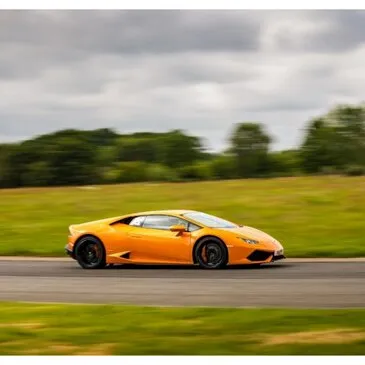 Week end Pilotage Auto et Moto, département Loire Atlantique Week end Pilotage Auto et Moto, département Loire Atlantique