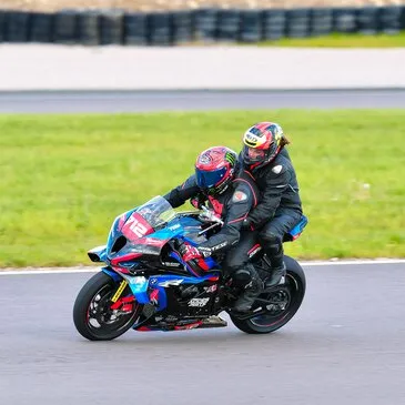 Baptême Sensations Moto en BMW S1000 RR - Circuit de Vaison Piste Baptême Sensations Moto en BMW S1000 RR - Circuit de Vaison Piste