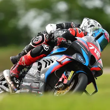 Baptême Sensations Moto en BMW S1000 RR - Circuit de Vaison Piste en région Bourgogne Baptême Sensations Moto en BMW S1000 RR - Circuit de Vaison Piste en région Bourgogne