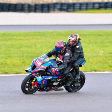 Baptême Sensations Moto en BMW S 1000 RR - Circuit de Magny-Cours