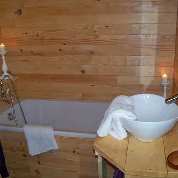 Weekend et Hébergement Insolite proche Fère-en-Tardenois, à 25min de Château-Thierry Weekend et Hébergement Insolite proche Fère-en-Tardenois, à 25min de Château-Thierry