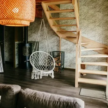 Weekend et Hébergement Insolite proche Palazinges, à 30 min de Brive-la-Gaillarde Weekend et Hébergement Insolite proche Palazinges, à 30 min de Brive-la-Gaillarde