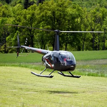 Initiation au Pilotage d'Hélicoptère à Saint-Étienne Initiation au Pilotage d'Hélicoptère à Saint-Étienne