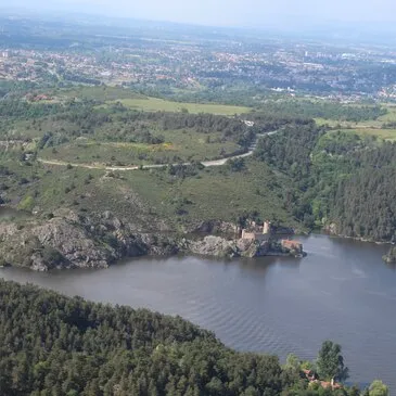 Sury-le-Comtal, à 30min de Saint-Étienne, Loire (42) - Stage initiation hélicoptère Sury-le-Comtal, à 30min de Saint-Étienne, Loire (42) - Stage initiation hélicoptère