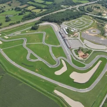 Circuit de Saint-Laurent-de-Mure, Rhône (69) - Stage de pilotage Porsche Circuit de Saint-Laurent-de-Mure, Rhône (69) - Stage de pilotage Porsche