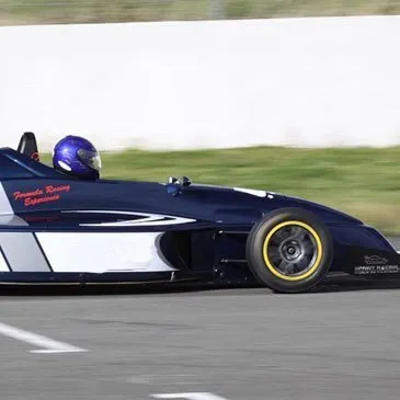 Week end Pilotage Auto et Moto, département Yvelines Week end Pilotage Auto et Moto, département Yvelines