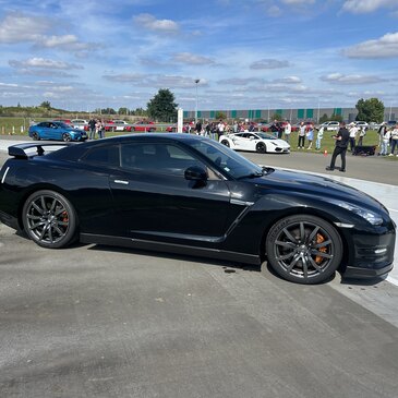 Stage Enfant en Nissan GTR près de Rennes