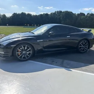 Stage Enfant en Nissan GTR près de Melun Stage Enfant en Nissan GTR près de Melun