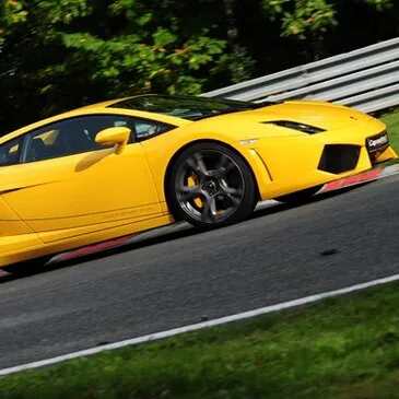 Week end Pilotage Auto et Moto en région Ile-de-France Week end Pilotage Auto et Moto en région Ile-de-France