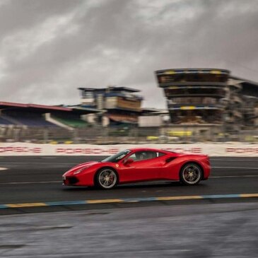 Stage de pilotage Ferrari en région Pays-de-la-Loire