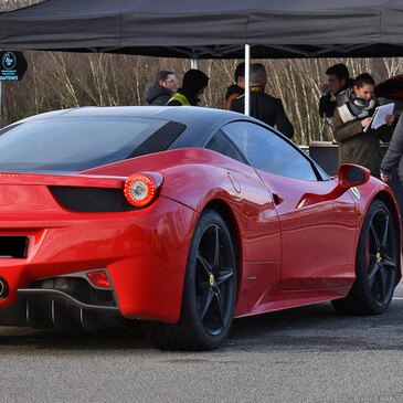 Stage de pilotage Ferrari proche Circuit du Bourbonnais