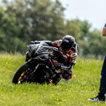 Stage de Pilotage Moto -  Circuit de Clastres Stage de Pilotage Moto -  Circuit de Clastres