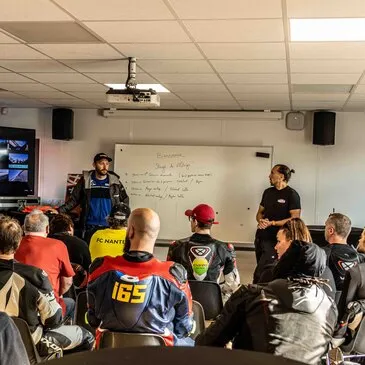 Stage de pilotage moto, département Aisne Stage de pilotage moto, département Aisne