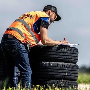 Stage Coaching avec votre Moto - Circuit du Mans en région Pays-de-la-Loire Stage Coaching avec votre Moto - Circuit du Mans en région Pays-de-la-Loire
