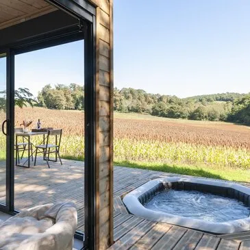 Weekend et Hébergement Insolite proche Sarraziet, à 30min de Mont-de-Marsan Weekend et Hébergement Insolite proche Sarraziet, à 30min de Mont-de-Marsan