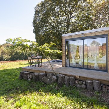 Nuit en Cabane avec Jacuzzi Privatif près de Mont-de-Marsan en région Aquitaine