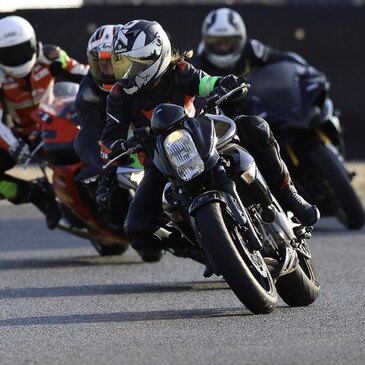 Stage de pilotage moto en région Ile-de-France