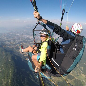 Baptême en parapente proche Aix-les-Bains, à 1h20 de Lyon