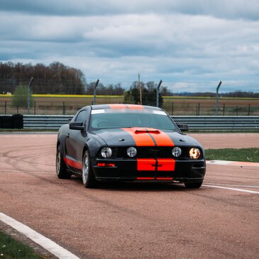 Stage en Mustang V8 - Circuit de la Ferté Gaucher