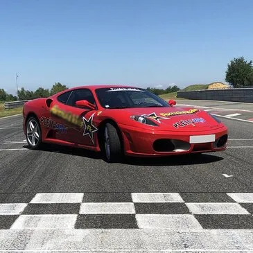 Stage Enfant en Ferrari F430 - Circuit de Saint-Dié des Vosges en région Lorraine