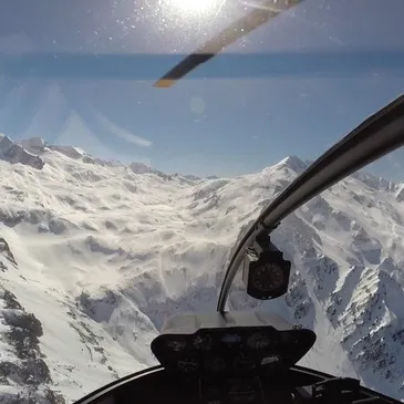 Baptême de l'air hélicoptère proche Challes-les-Eaux Baptême de l'air hélicoptère proche Challes-les-Eaux