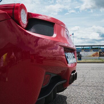 Stage de pilotage Ferrari, département Gers