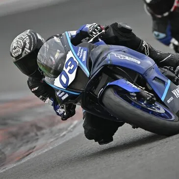Réserver Stage de pilotage moto en Auvergne Réserver Stage de pilotage moto en Auvergne