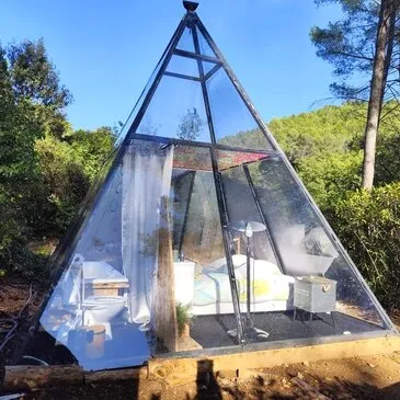 Weekend et Hébergement Insolite proche Carnoules, à 30 min de Toulon Weekend et Hébergement Insolite proche Carnoules, à 30 min de Toulon