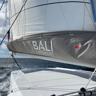 Hyères, Var (83) - Initiation à la Voile Hyères, Var (83) - Initiation à la Voile