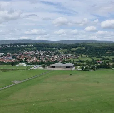 Baptême en ULM et Autogire proche Aérodrome de Besançon-Thise Baptême en ULM et Autogire proche Aérodrome de Besançon-Thise
