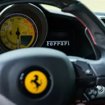 Stage de pilotage Ferrari, département Puy de dôme Stage de pilotage Ferrari, département Puy de dôme