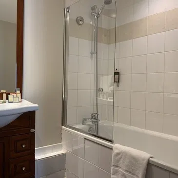 Week-End Découverte de la Cité des Papes à Avignon en région PACA et Corse Week-End Découverte de la Cité des Papes à Avignon en région PACA et Corse