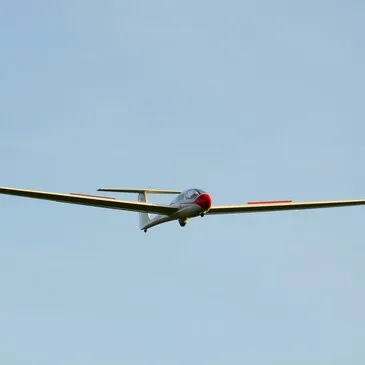 Aérodrome de la Tour-du-Pin-Cessieu, à 50 min de Grenoble, Isère (38) - Baptême de l'air en Planeur
