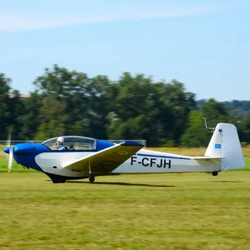 Baptême de l'air en Planeur proche Aérodrome de la Tour-du-Pin-Cessieu, à 50 min de Grenoble